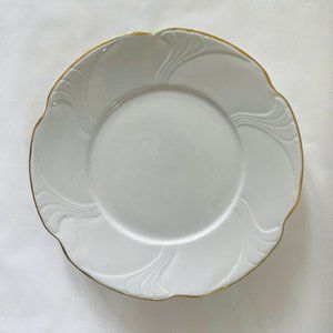 Vintage Porcellano Diva White Flower Porcelain Dessert Plate Set of 2 Gold Trim